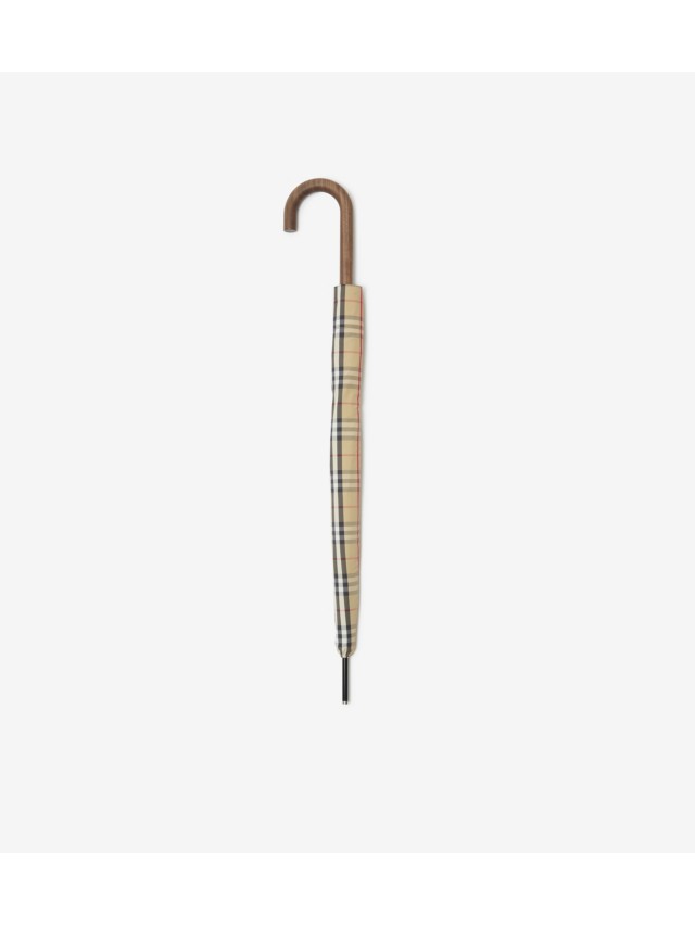 Burberry store golf umbrella