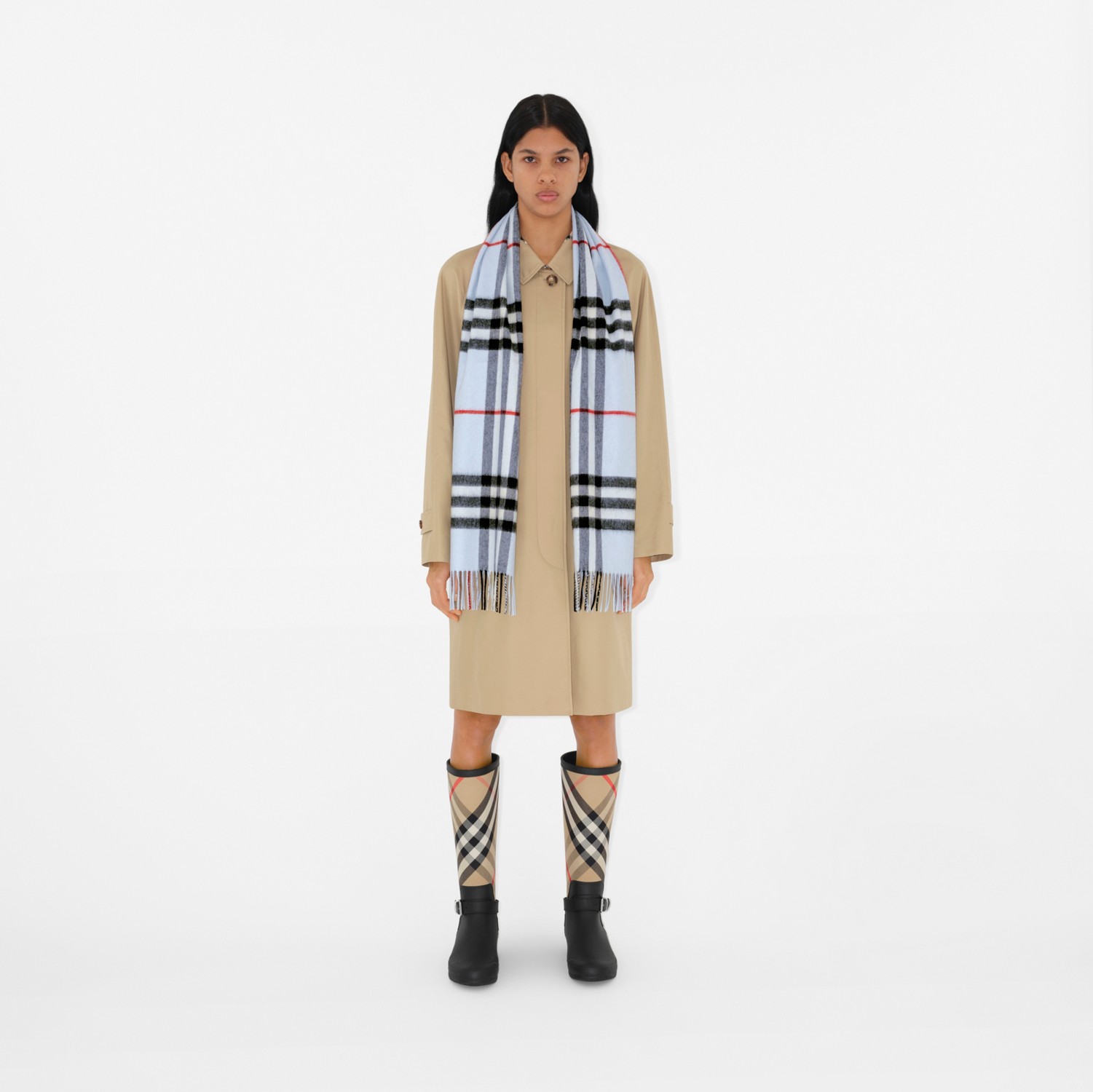 チェック カシミアスカーフ (ペールブルー) | Burberry®公式サイト チェック カシミアスカーフ (ペールブルー) | Burberry®公式サイト