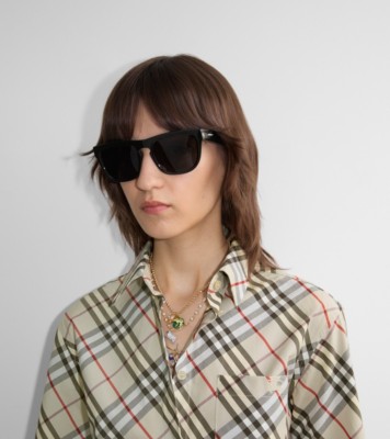 Check Square Sunglasses in Black/check | Burberry® Official