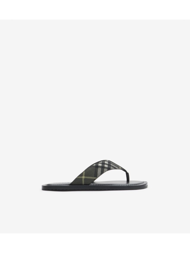 5BA4714D-364F-478E-B81B-