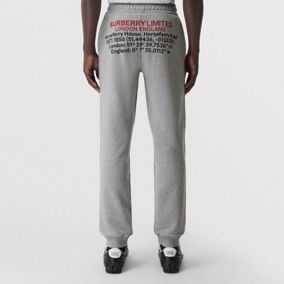 Pantalon de jogging en coton avec coordonnées (Camaïeu Gris Pâles) - Homme  | Site officiel Burberry®
