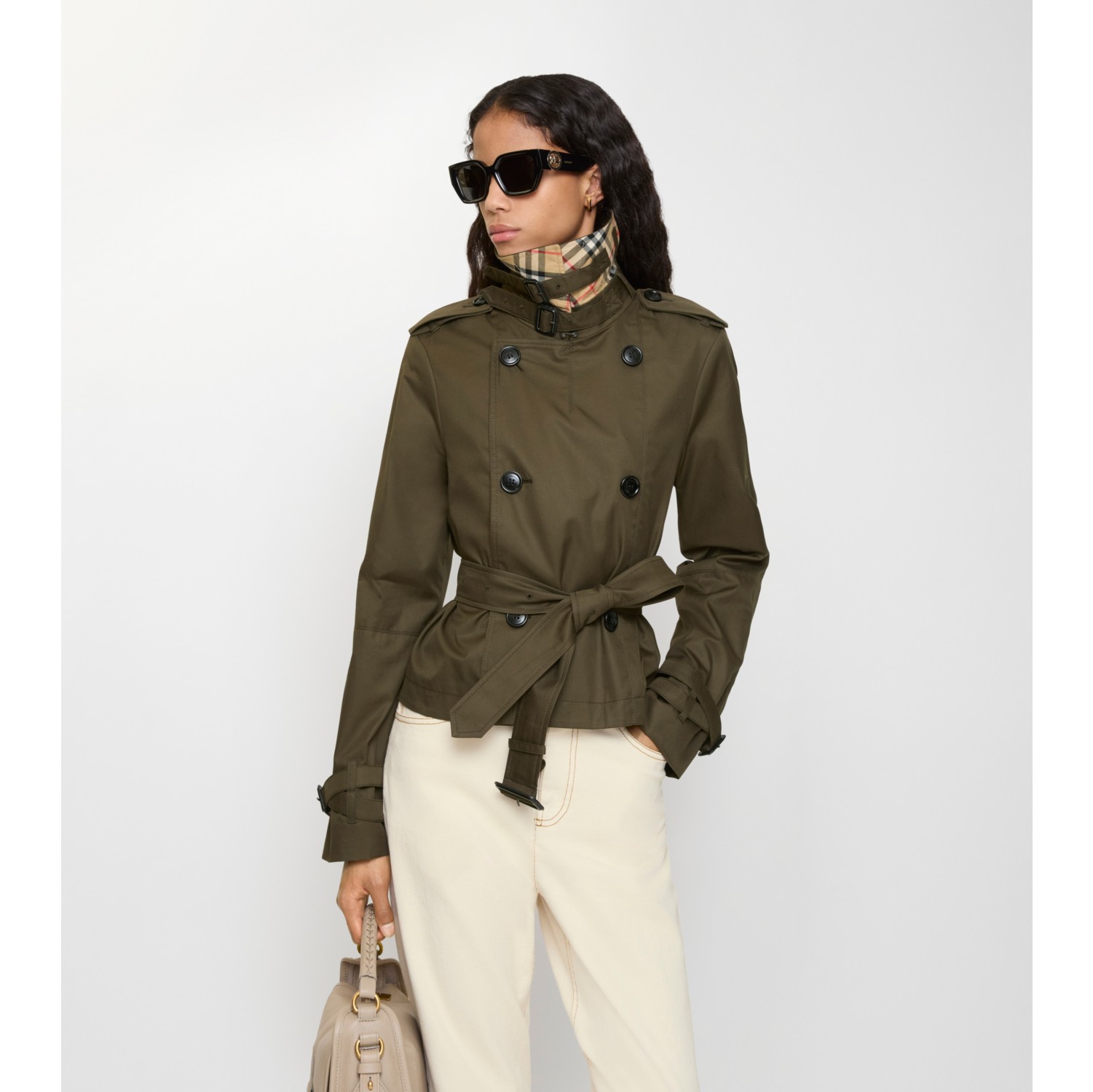Cropped Tropical Gabardine Trench Jacket in Juniper green - Women, Cotton | Burberry® Official