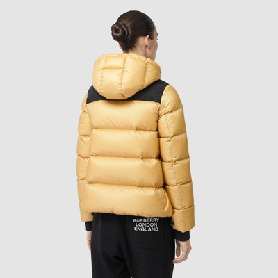 burberry women's jacket with hood