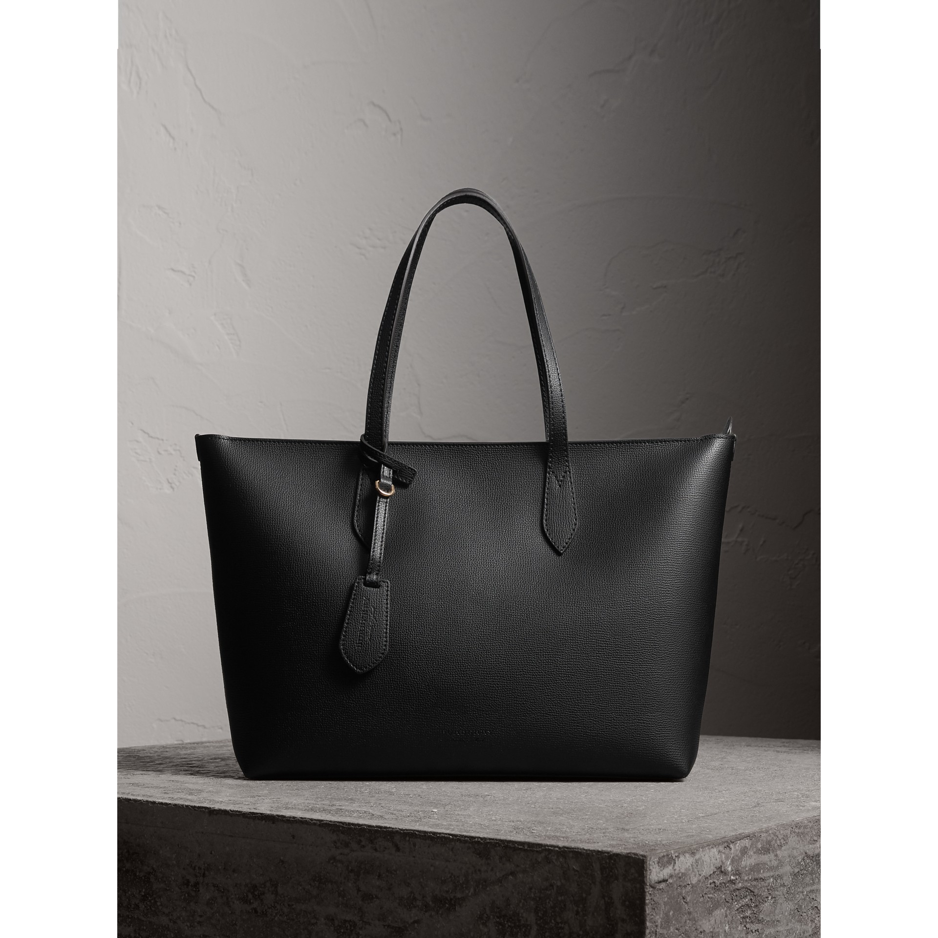 Burberry Medium Coated Leather Tote In Black | ModeSens