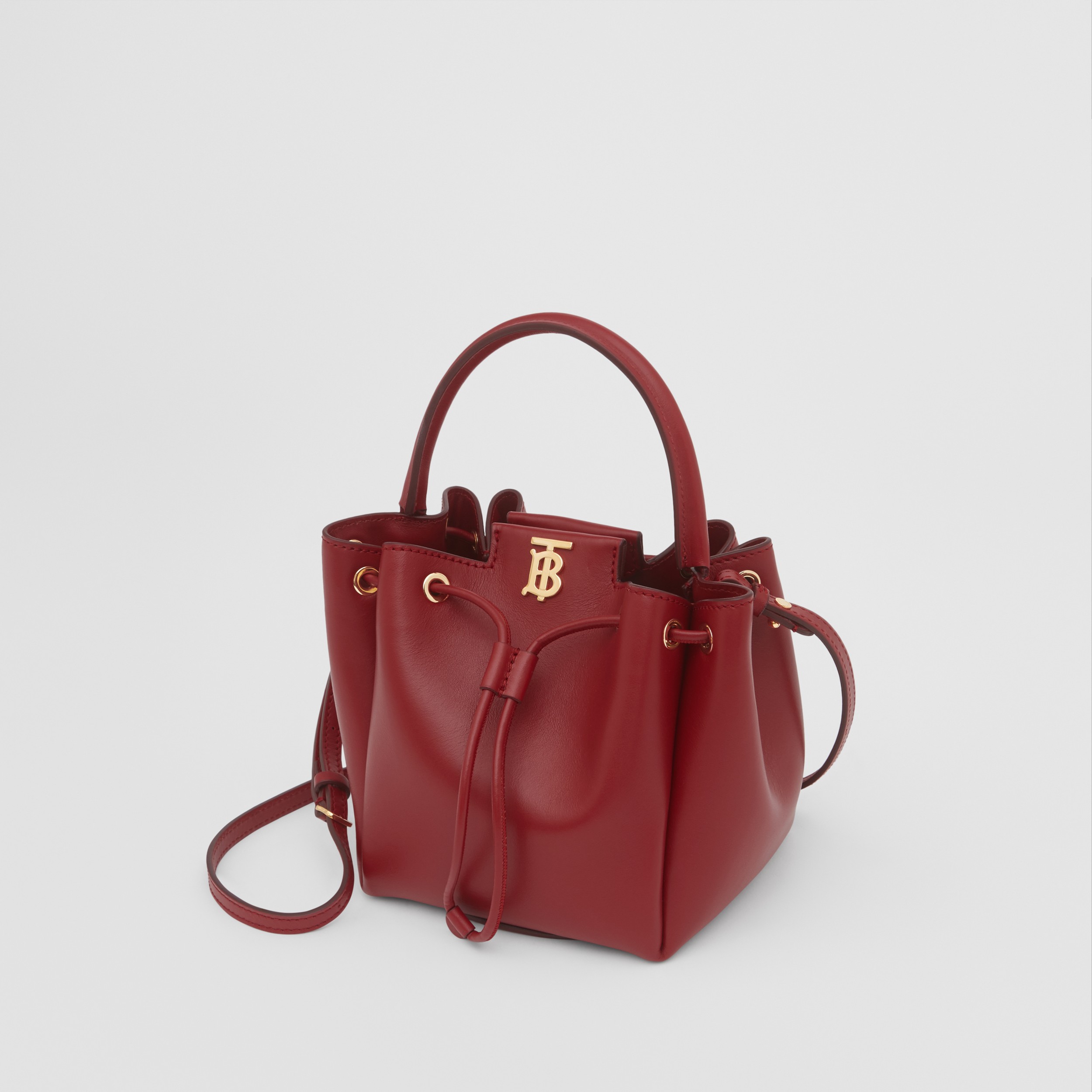 モノグラムモチーフレザー バケットバッグ (ダークカーマイン) - ウィメンズ | Burberry®公式サイト