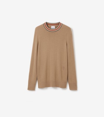 6049992D-7335-494D-AEBA-  