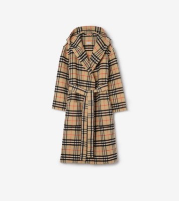 604C4D0B-66B6-4EBB-A381-