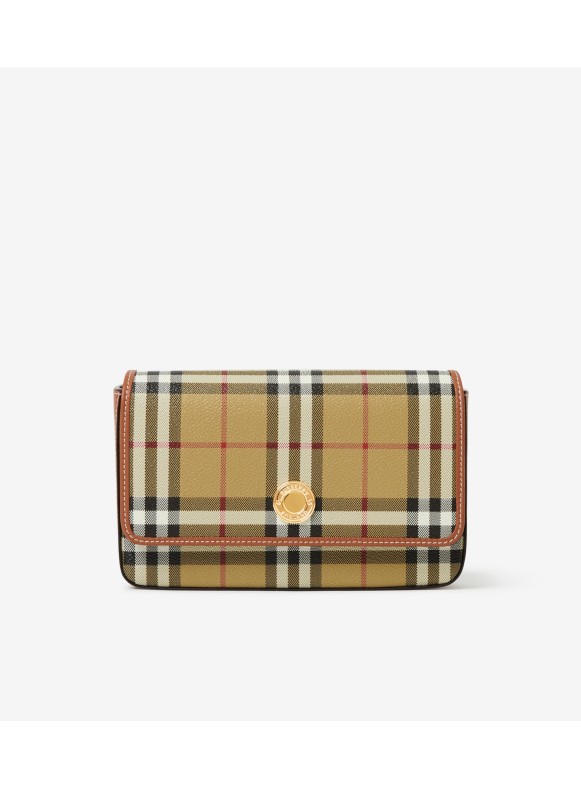 Burberry outlet keychain wallet