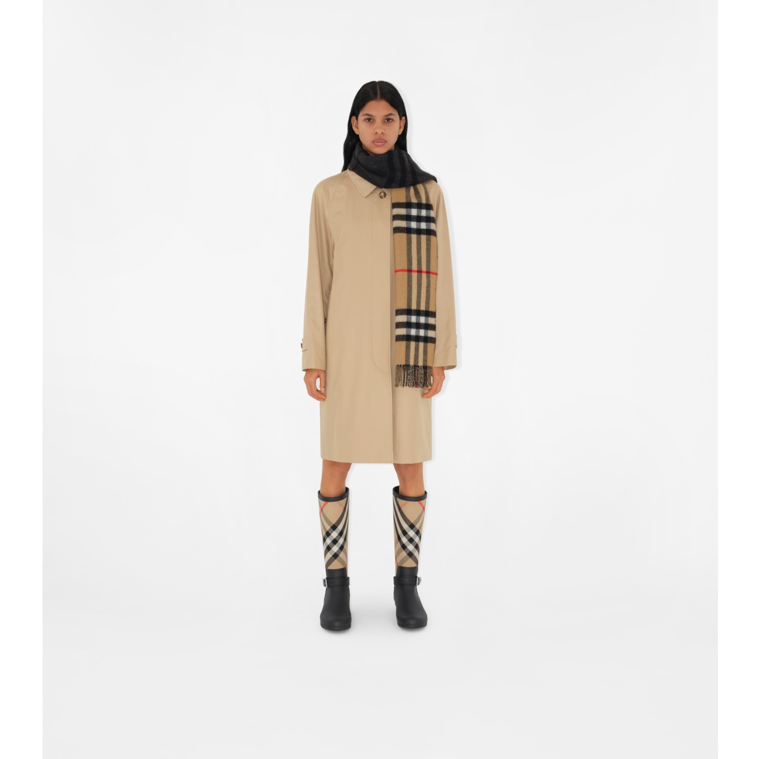 Burberry classic cashmere discount scarf in check