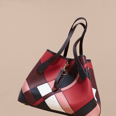 medium leather tote bag burberry