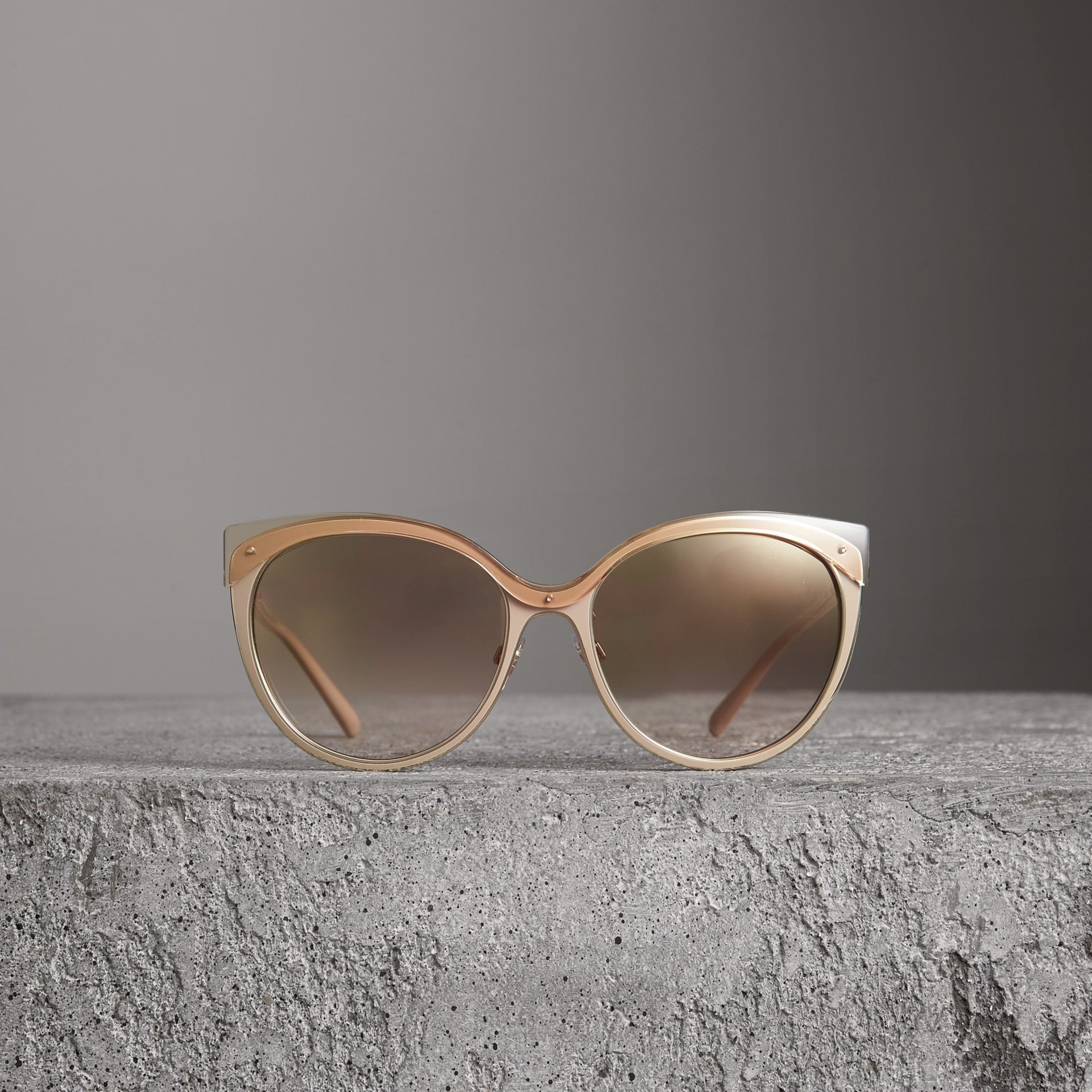 Two-tone Cat-eye Frame Sunglasses in Light Brown | Burberry United States