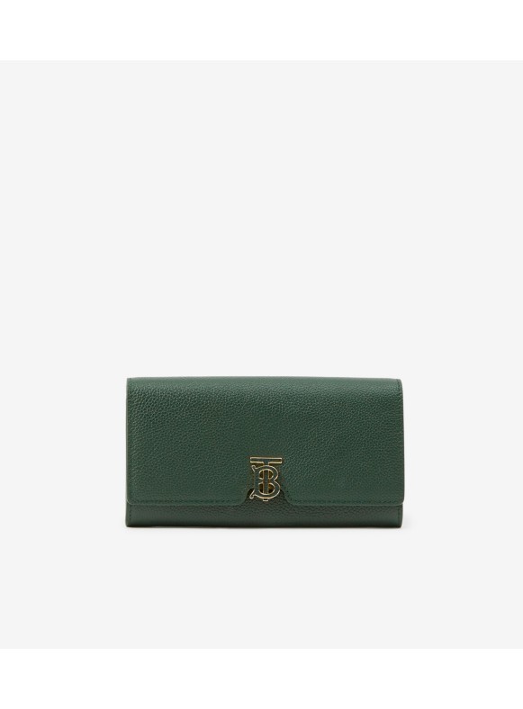 Burberry wallet vs on sale prada