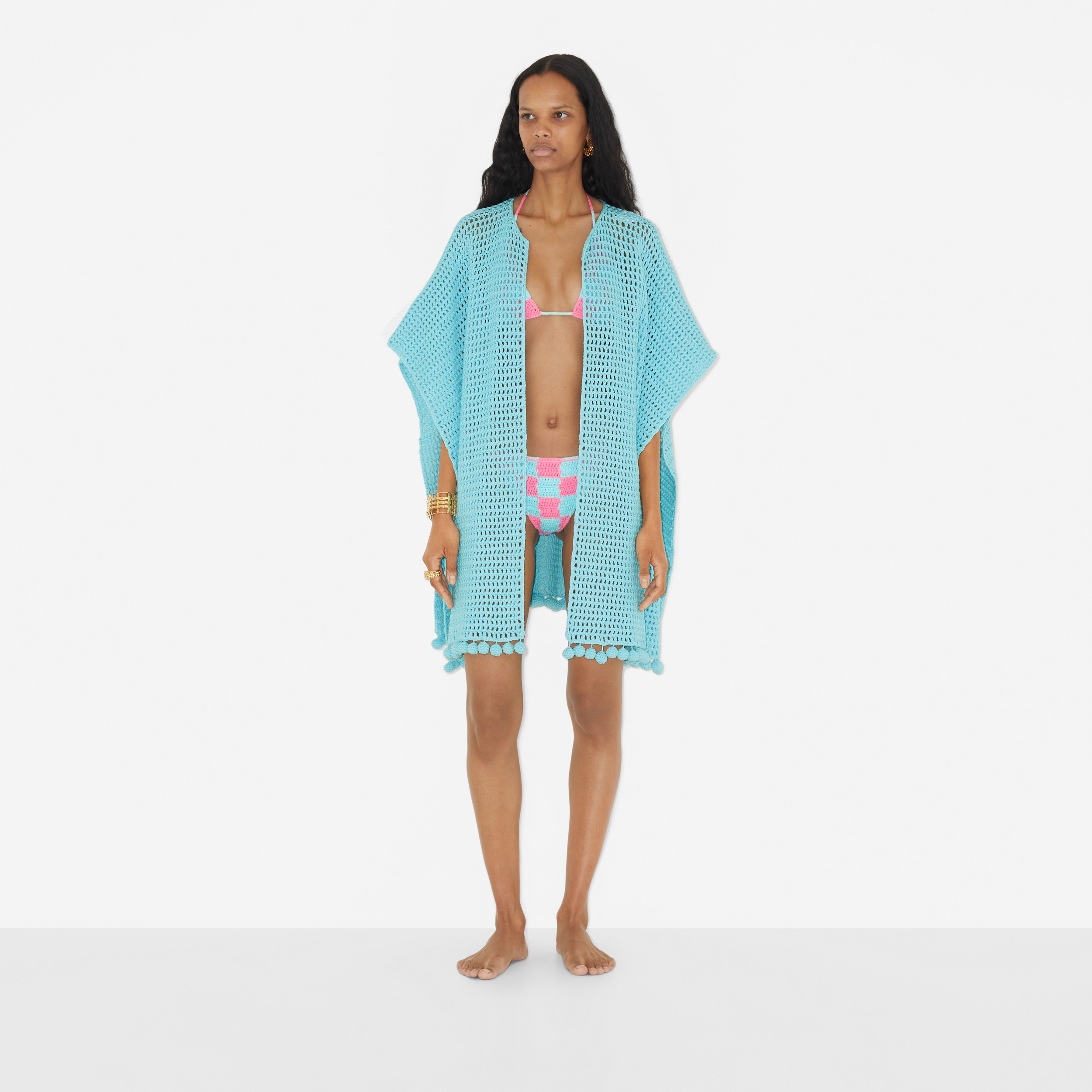 Cape en crochet en coton technique (Bleu Topaze Vif) - Femme | Site officiel Burberry® - 2