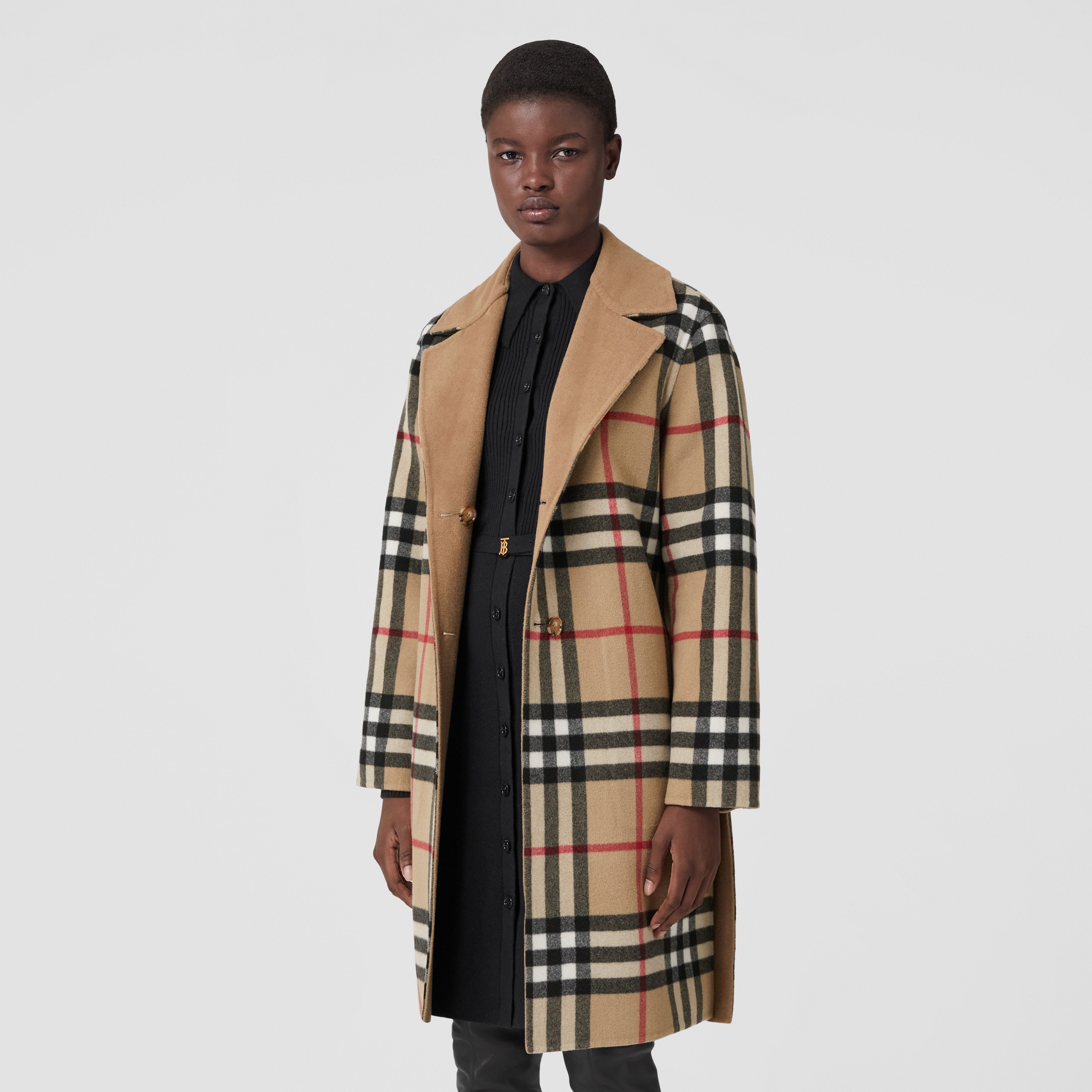 Cappotto reversibile in lana con motivo tartan (Beige Archivio) - Donna | Sito ufficiale Burberry® - 8