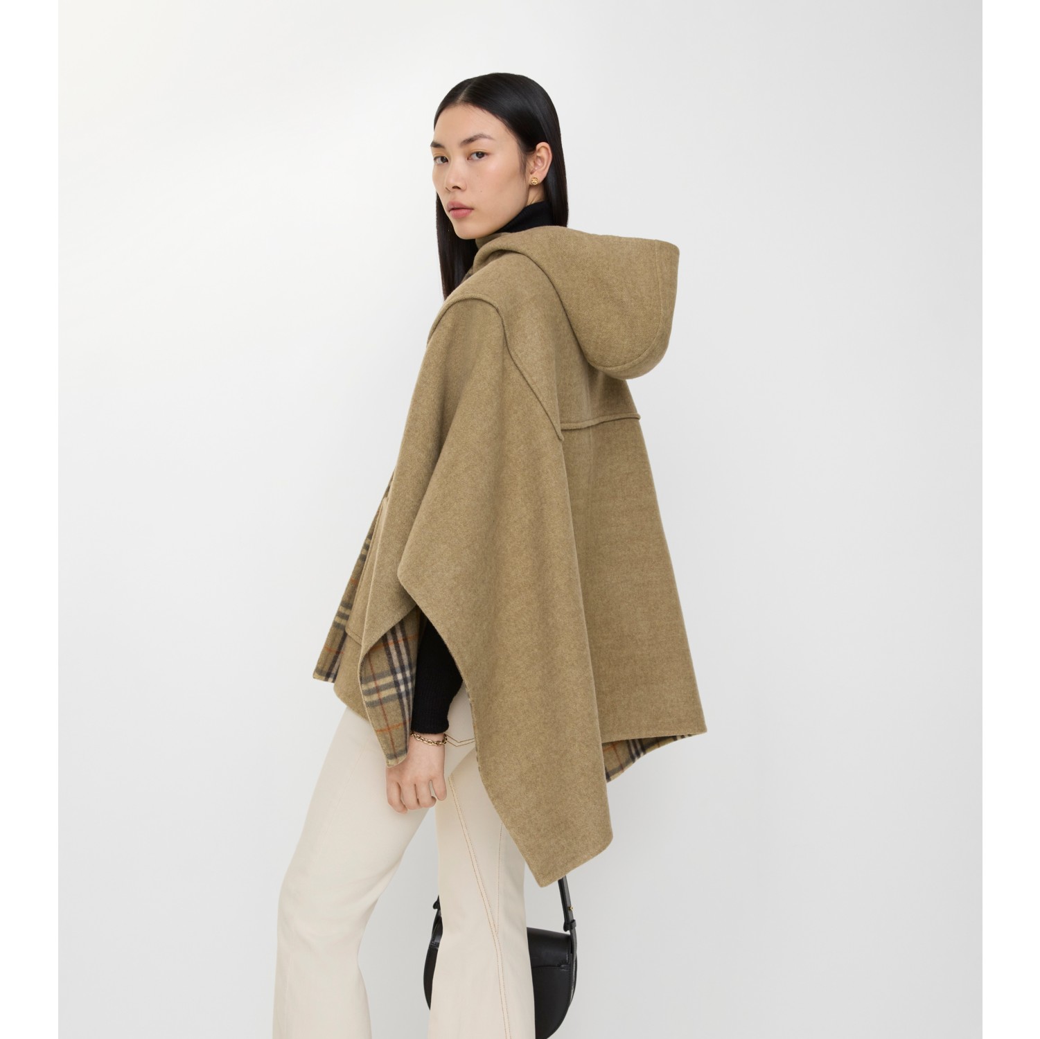 Wool Duffle Cape in Military green | Burberry® Official