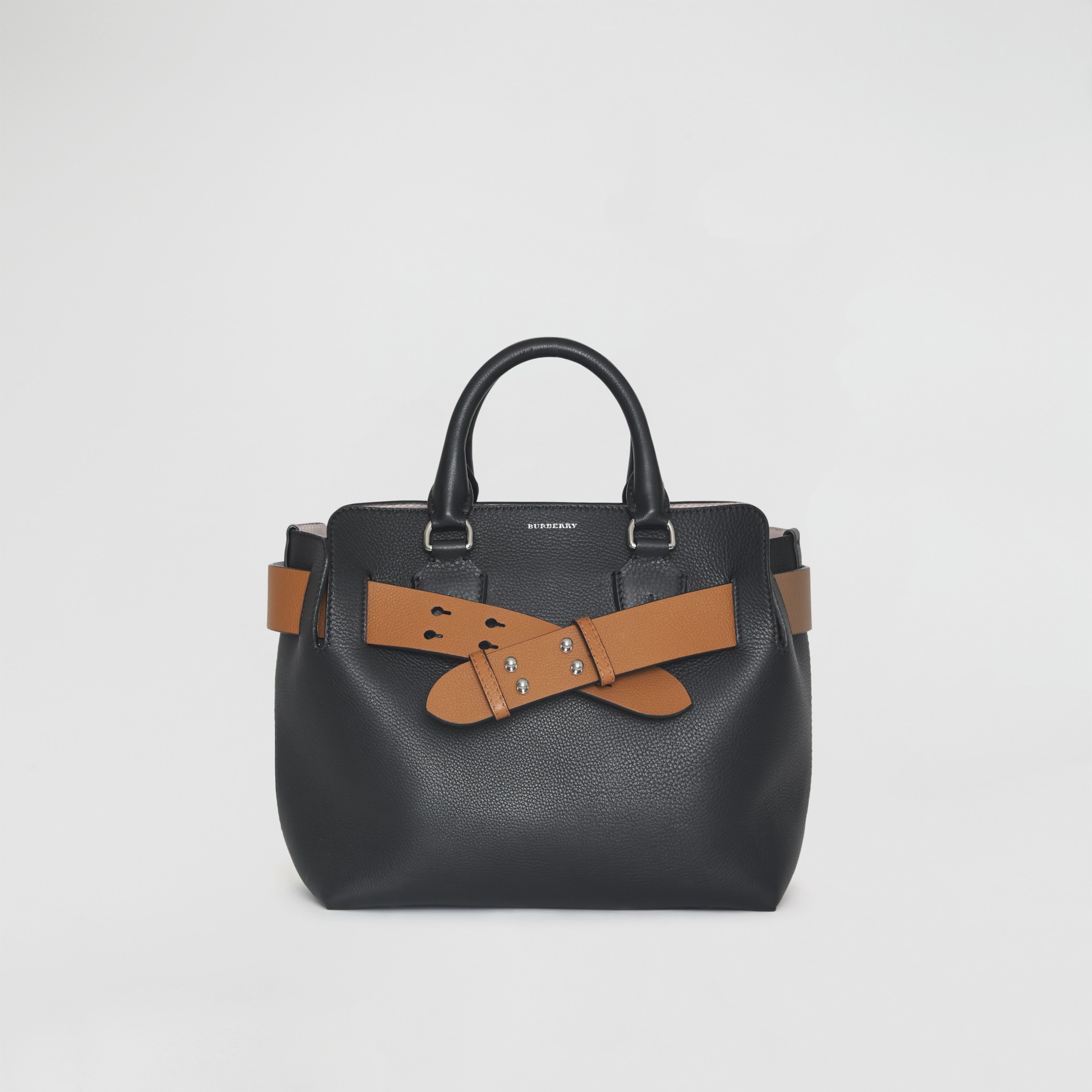 the small leather belt bag in 00100 black 2