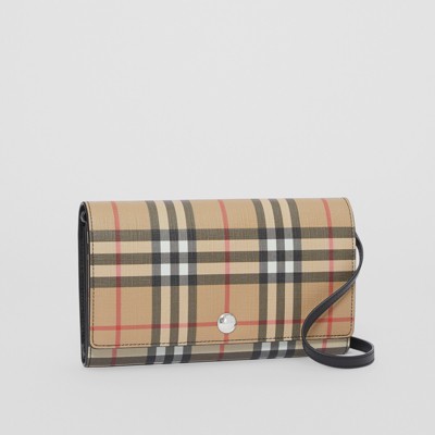 burberry hand wallet