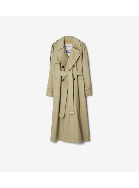 Burberry winter 2024 trench coat