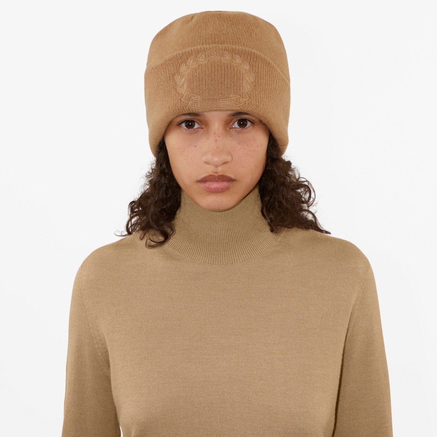 橡木叶徽章羊绒毛线帽 (驼色) | Burberry® 博柏利官网
