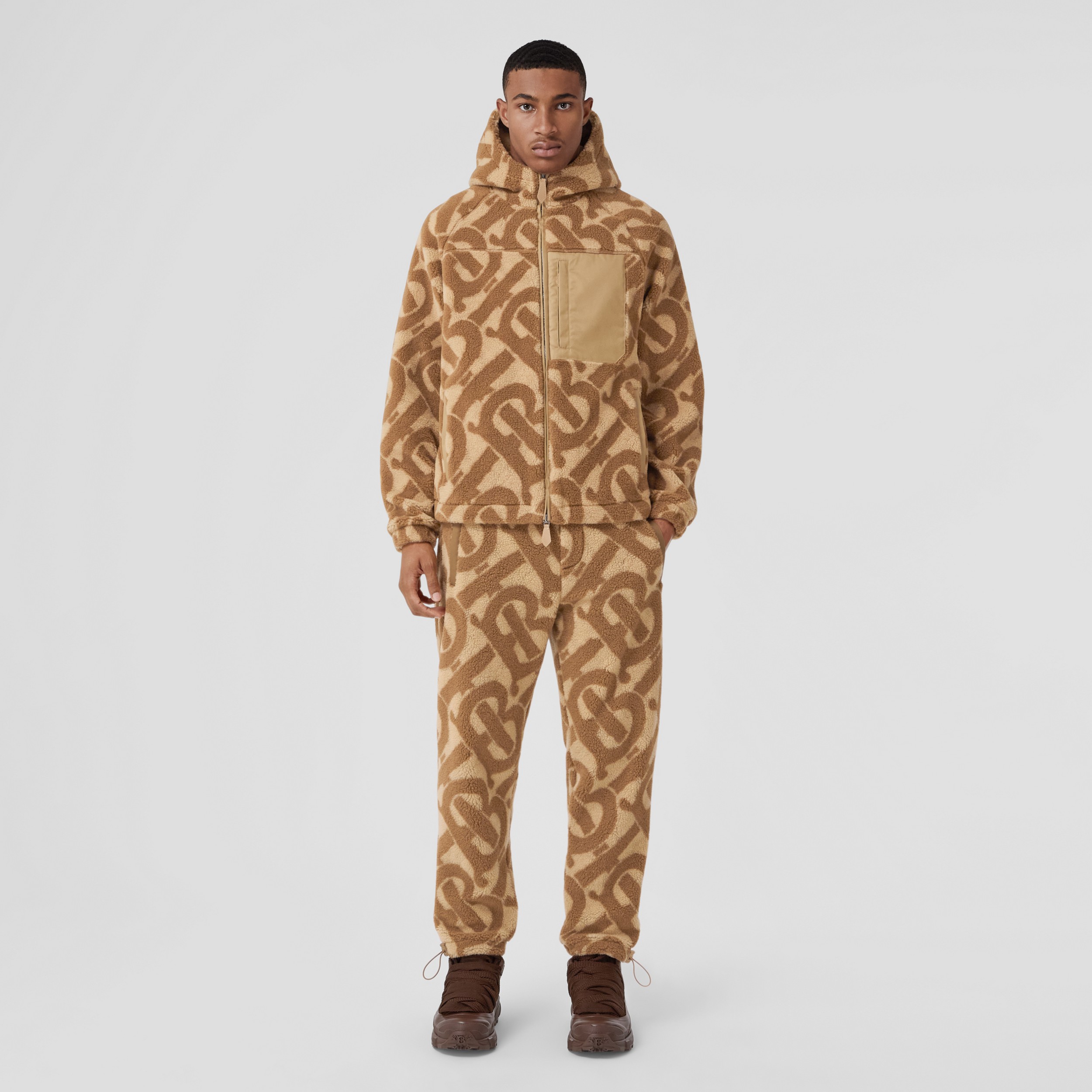Suéter de malha texturizada com monograma em jacquard e capuz (Fulvo Suave) - Homens | Burberry® oficial - 1