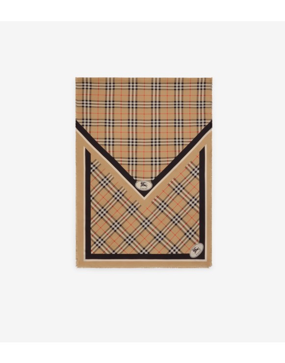 Seidenschal in Check mit Knight Stamp