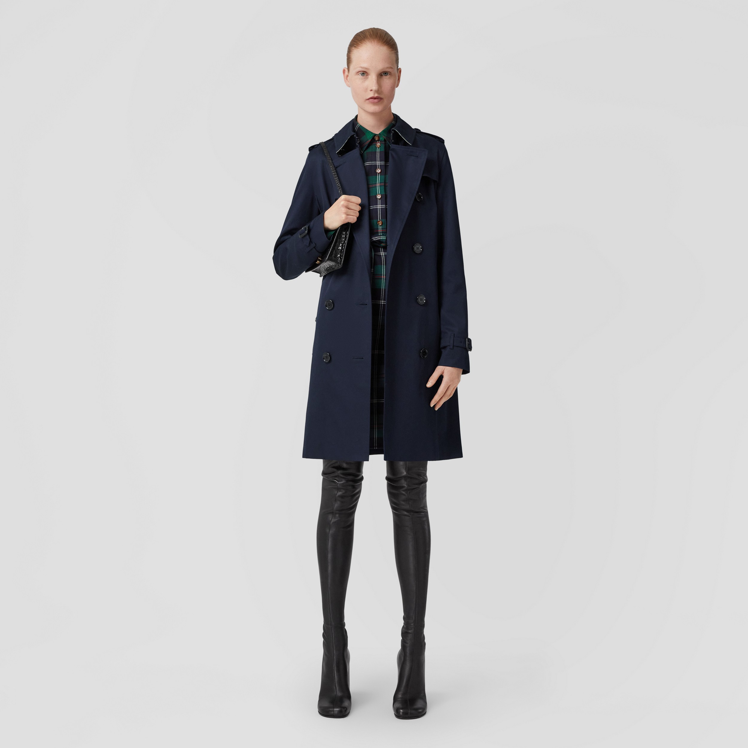 The Mid-length Kensington Heritage Trench Coat in Coal Blue - Women | Burberry® Official - 1