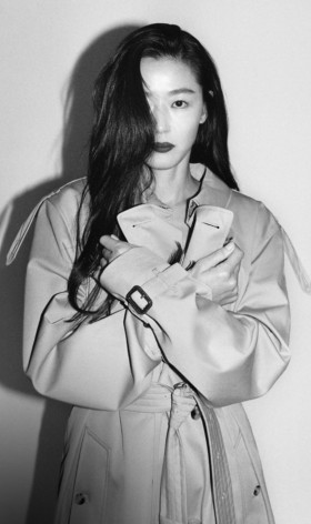 Brand 01 Campaign model wearing a Burberry trench coat