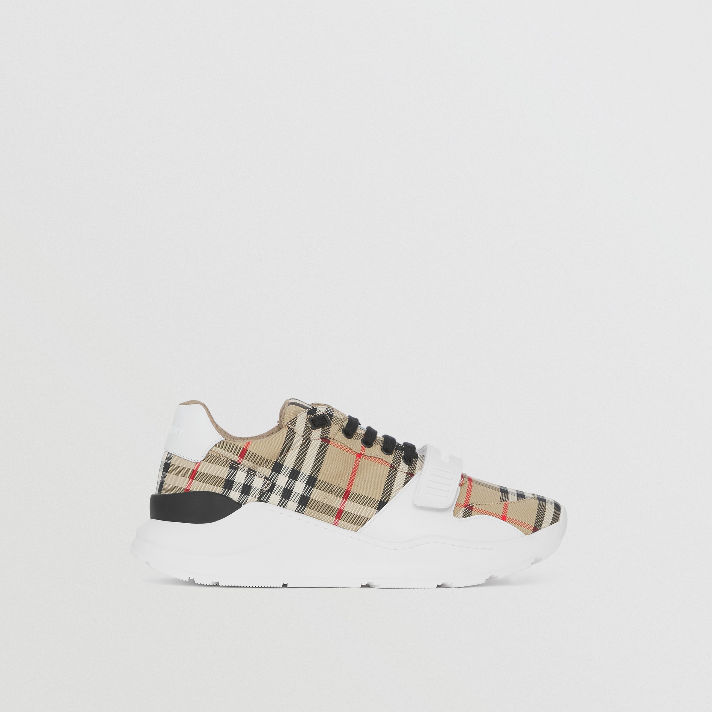 Sneakers en coton, cuir velours et Vintage check (Beige D'archive) - Homme | Site officiel Burberry® - 1