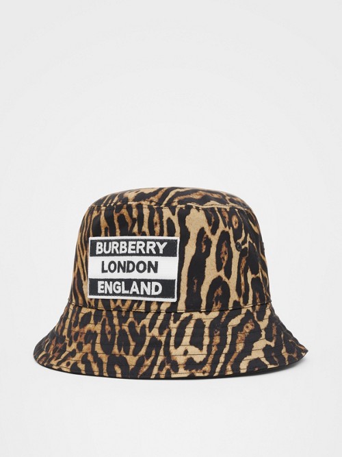 BURBERRY BURBERRY REVERSIBLE LOGO APPLIQUÉ LEOPARD PRINT BUCKET HAT