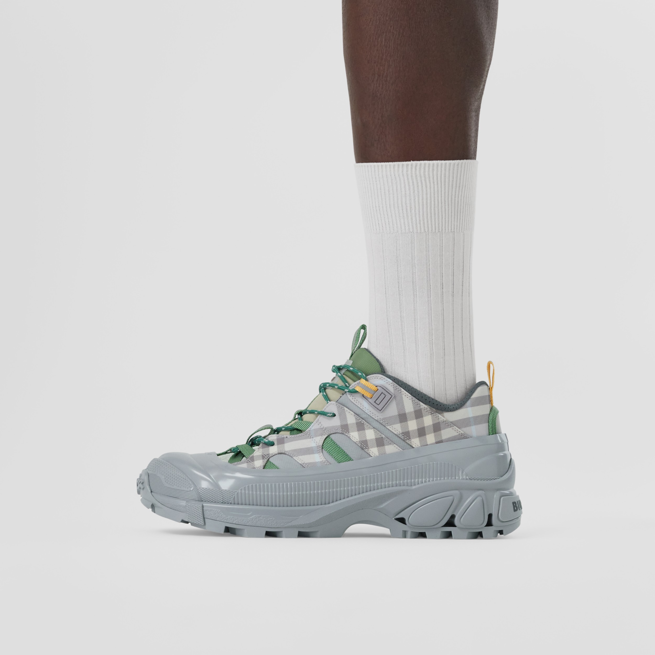 burberry arthur