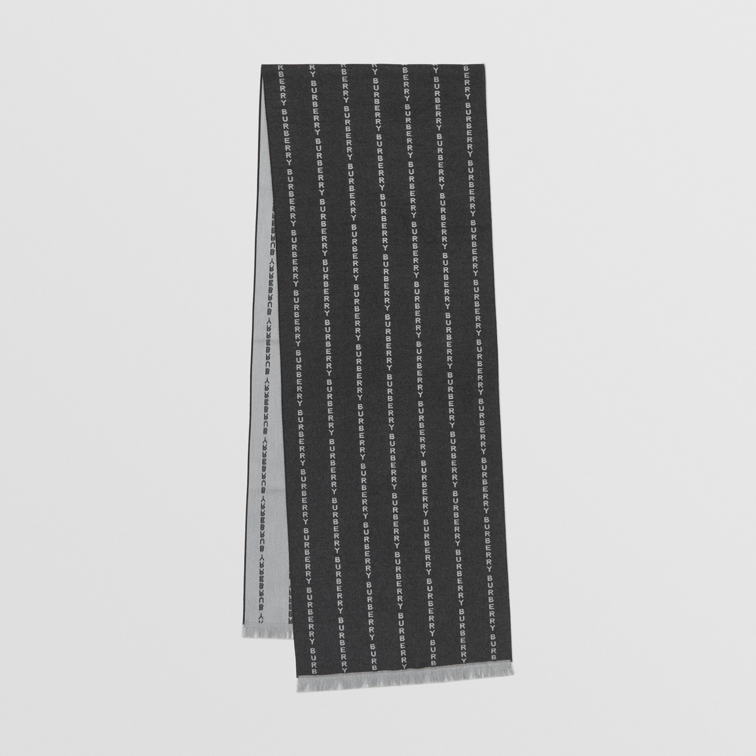 Sciarpa in seta con logo stile gessato in jacquard (Grigio) | Sito ufficiale Burberry® - 1
