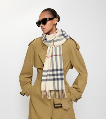 66DAD0A8-F99C-4082-80F3-