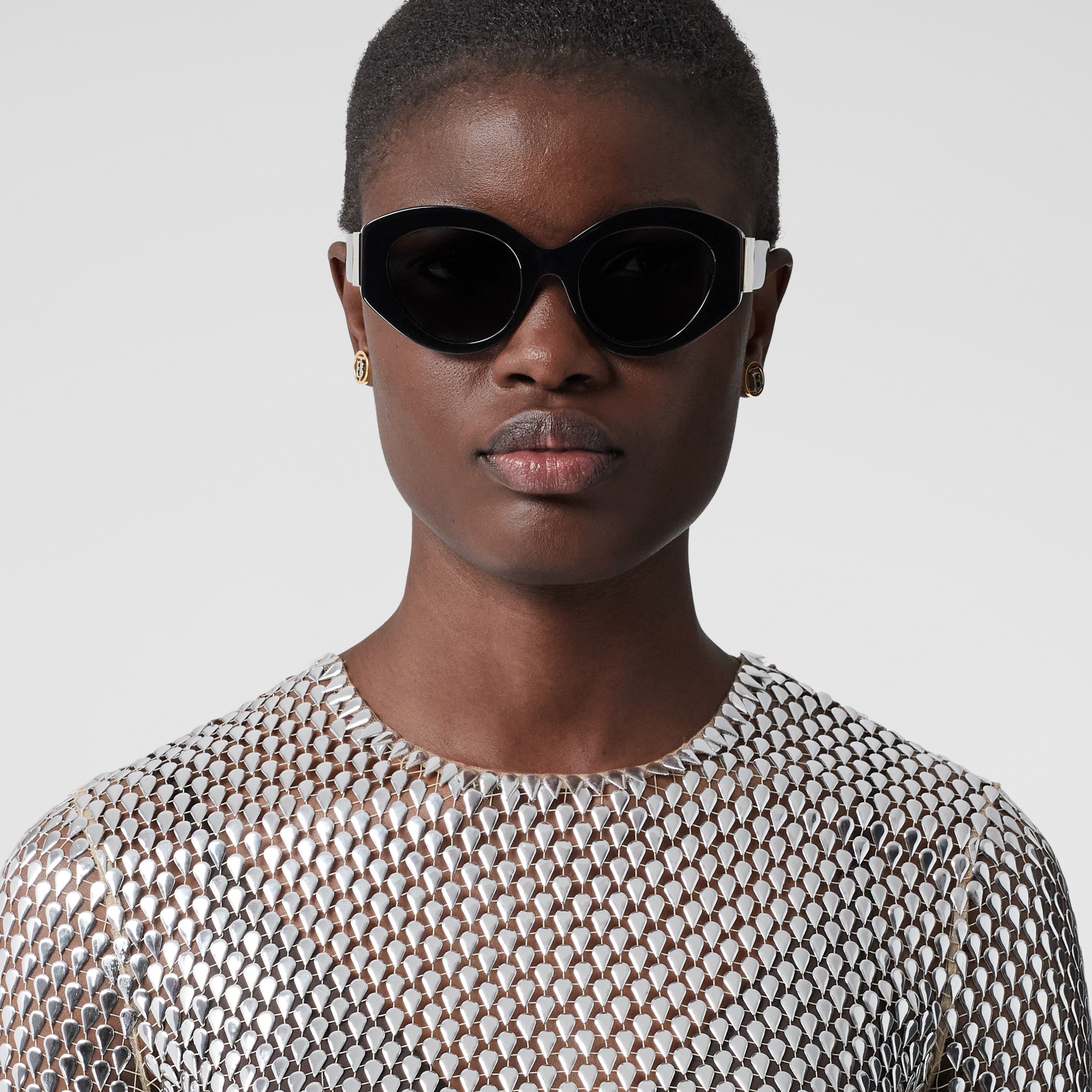 Camiseta en malla con lentejuelas metálicas (Plateado) - Mujer | Burberry® oficial - 2
