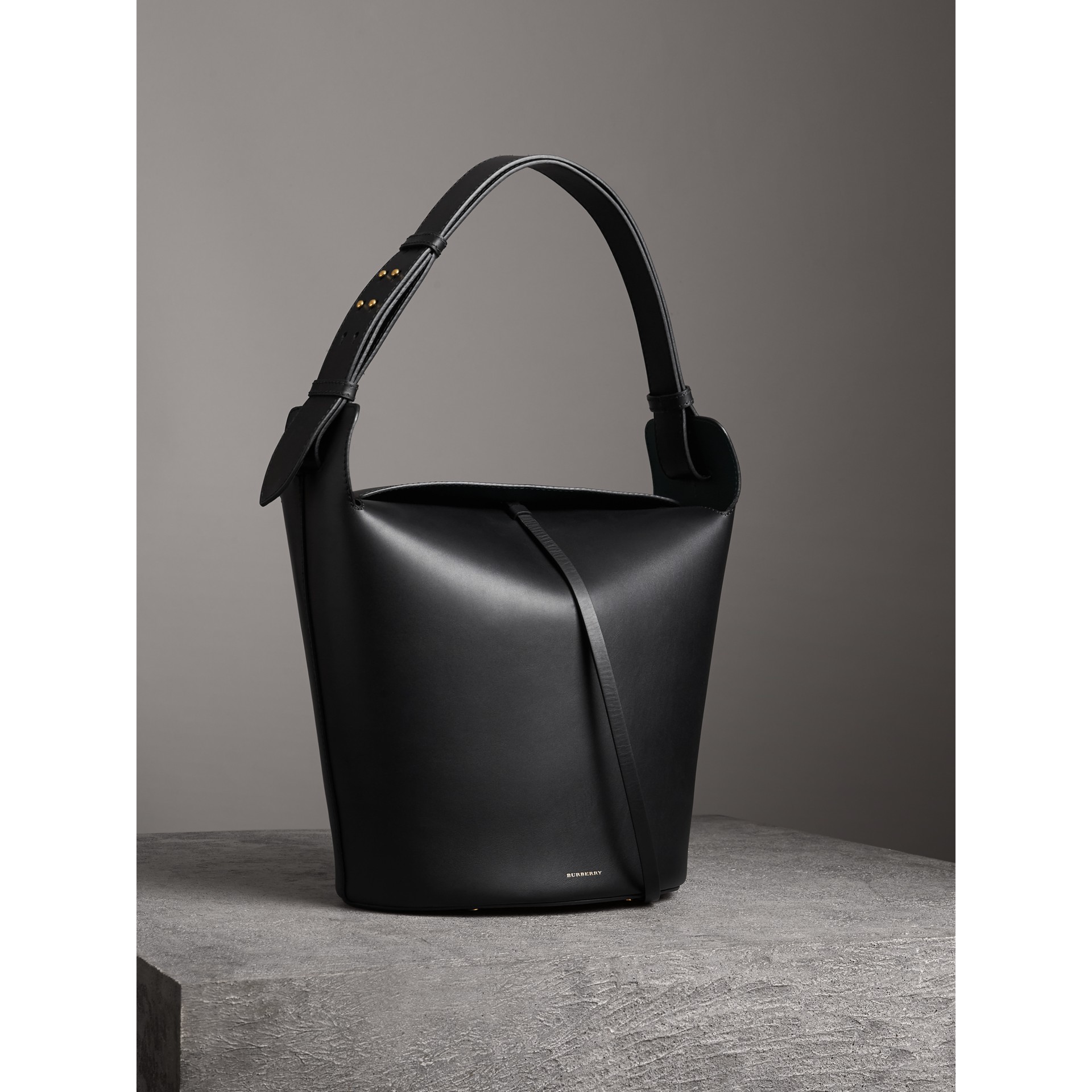 The Large Leather Bucket Bag in Black - Women | Burberry United States