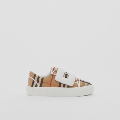 slippers burberry
