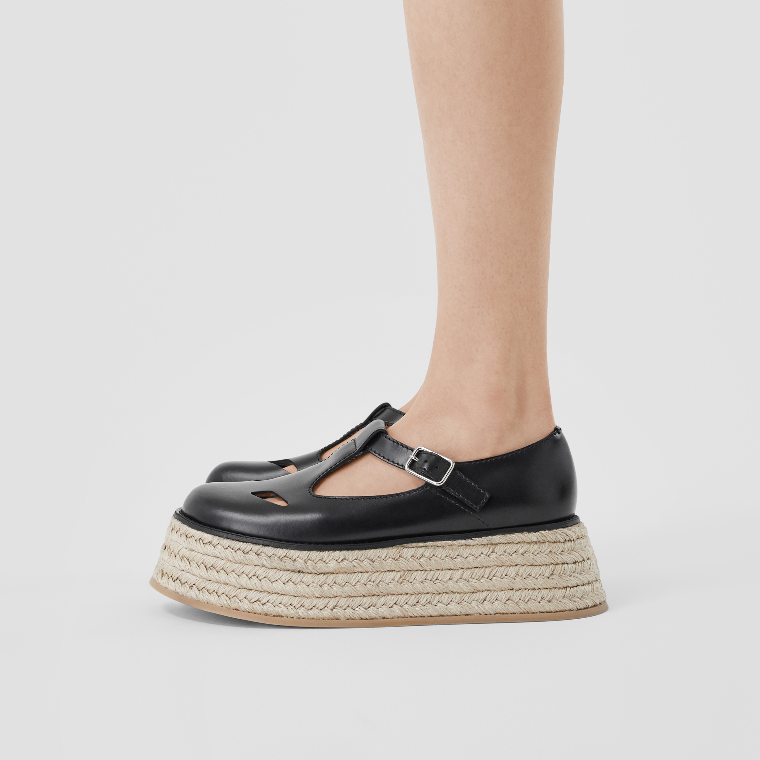 burberry t strap shoes