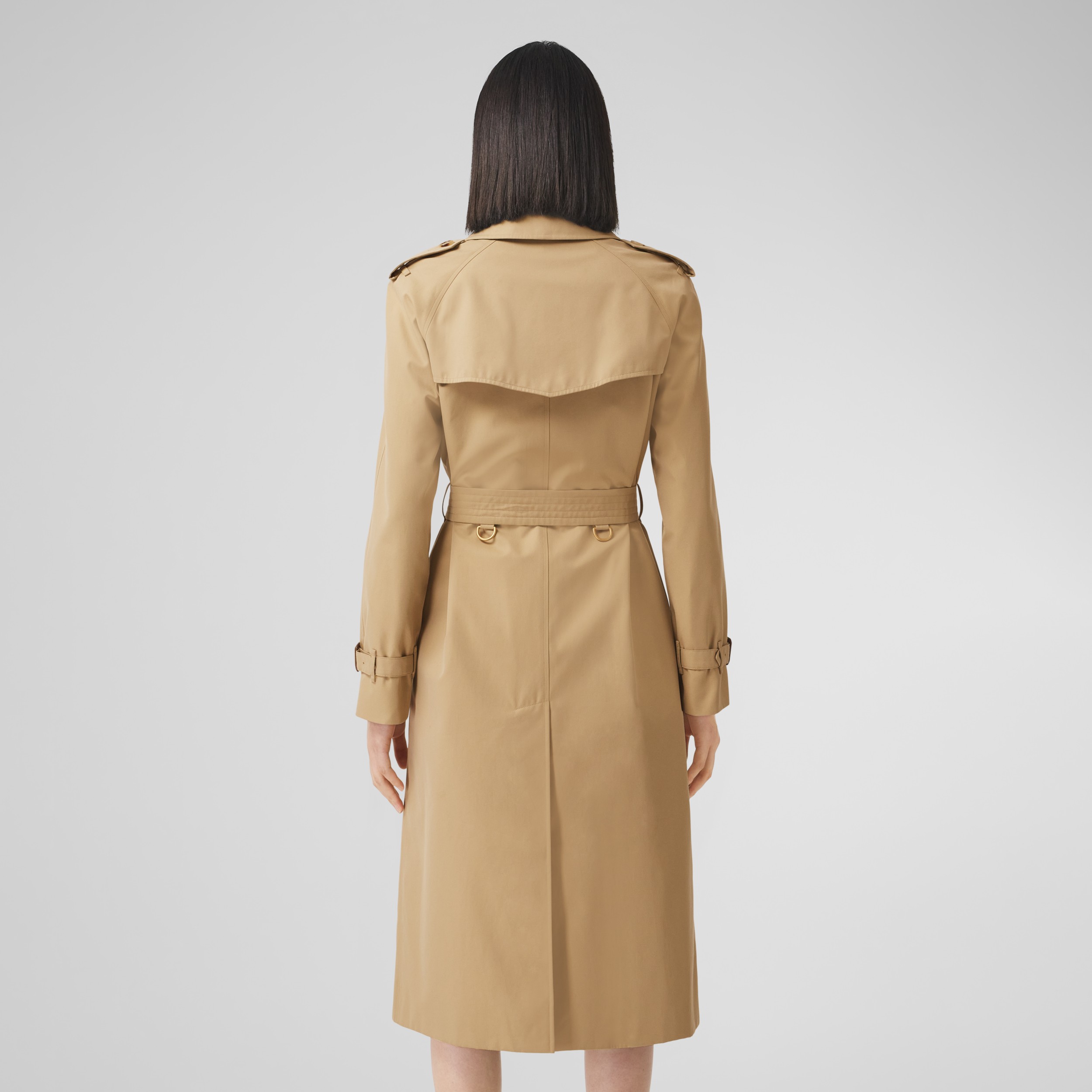 The Long Waterloo Heritage Trench Coat in Honey - Women Burberry Hong Kong S.A.R., China