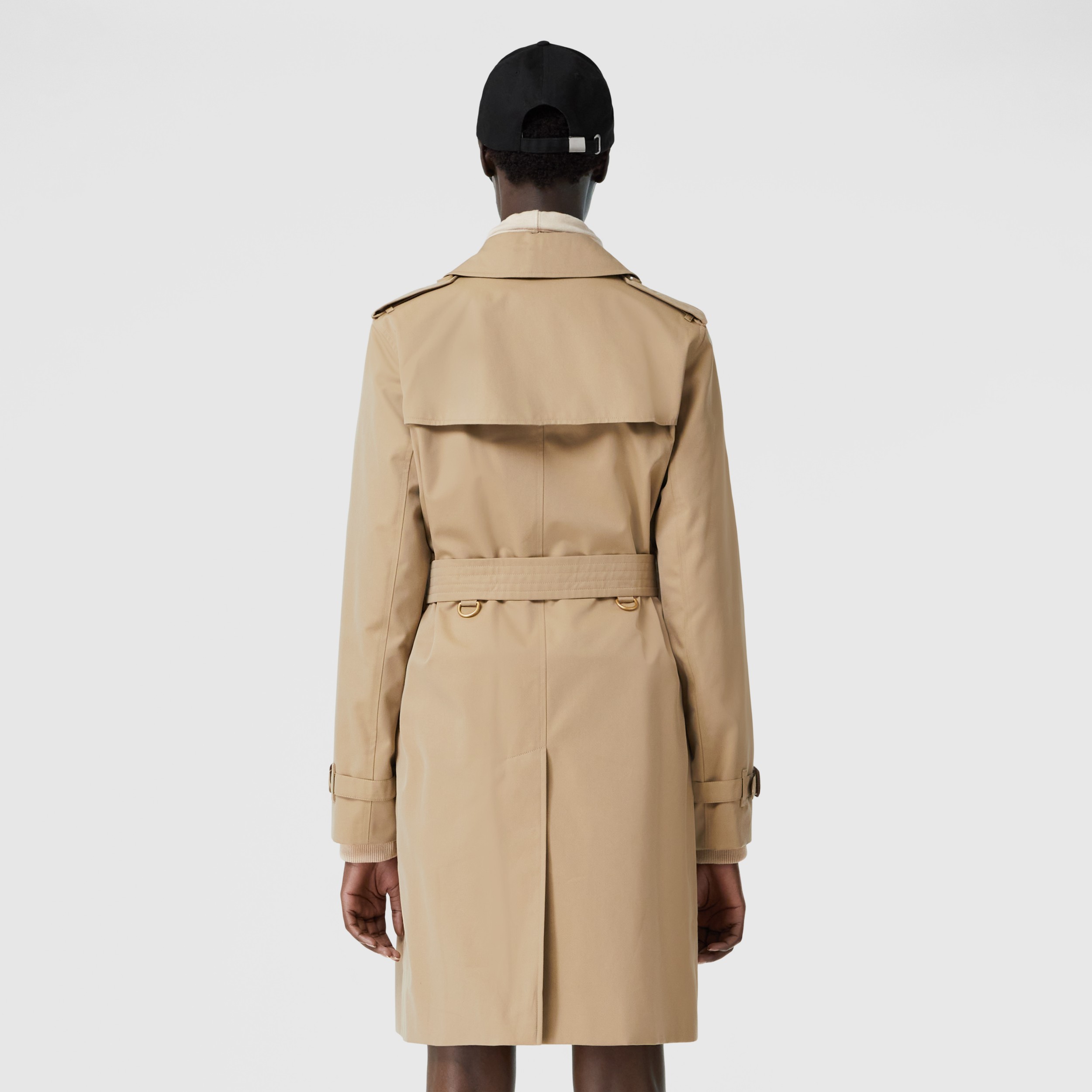 The Mid-length Kensington Heritage Trench Coat in Honey | Burberry