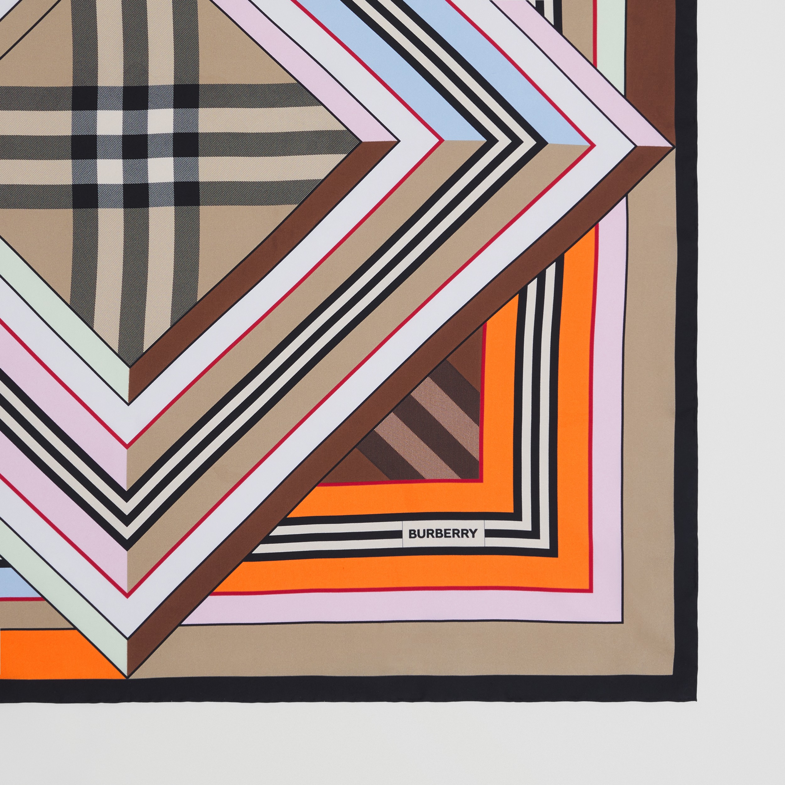 Foulard in seta con collage di stampe (Multicolore) - Donna | Sito ufficiale Burberry® - 2