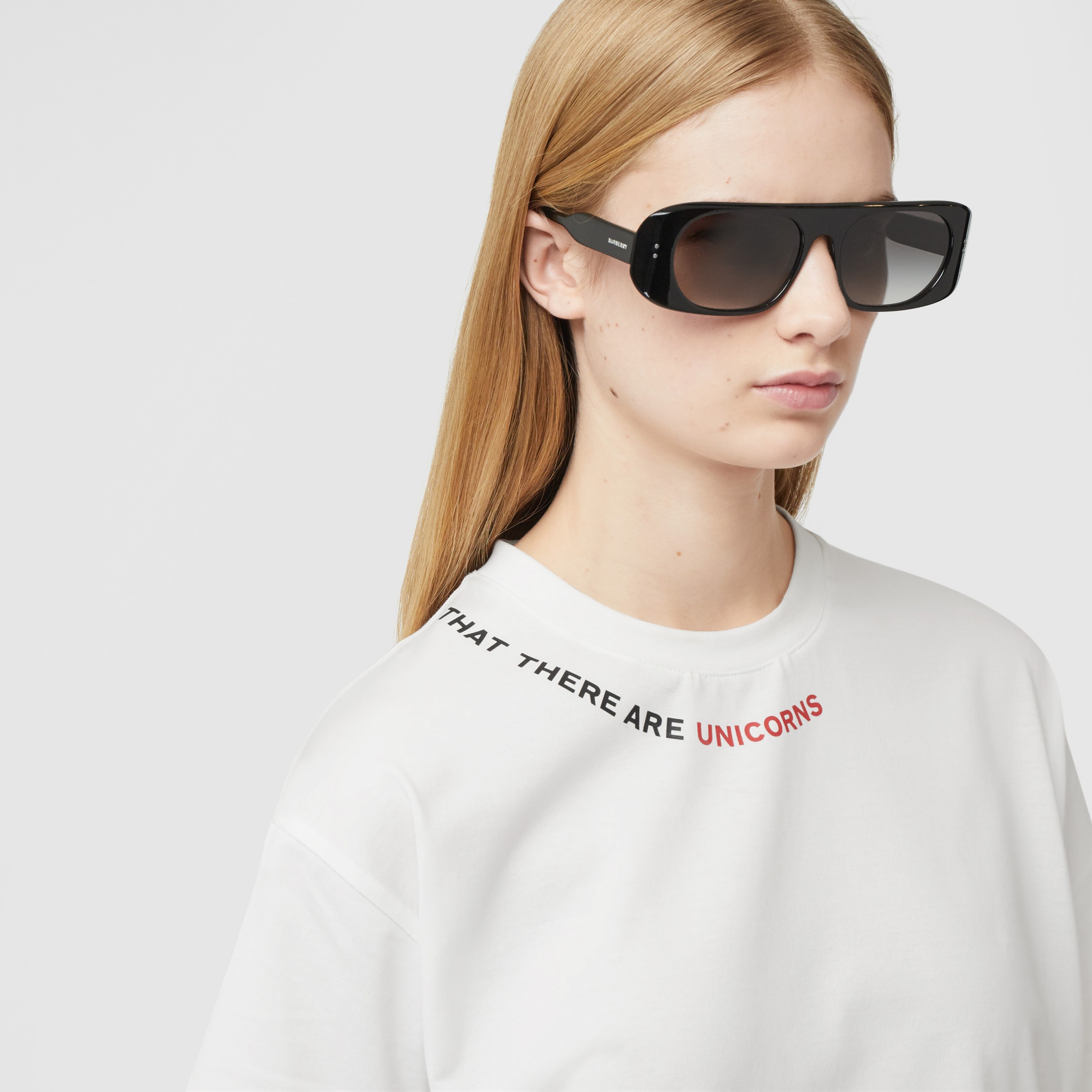 Quote Print Cotton Oversized T-shirt in White - Women | Burberry United ...