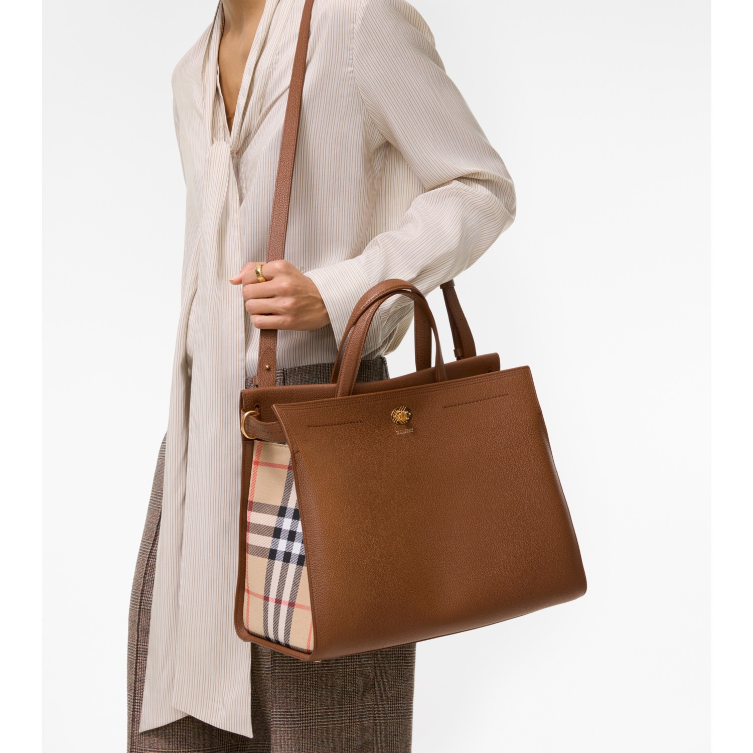 Mittelgroße Henkeltasche „Cotswolds“ mit Check