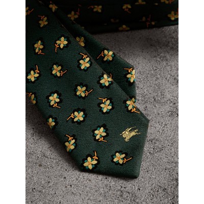 orange burberry tie