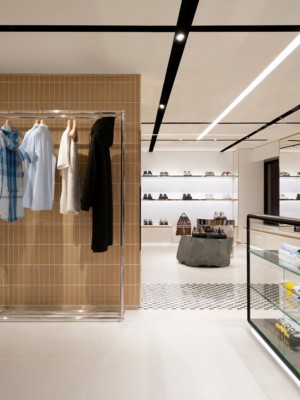 Burberry Rue Saint-Honoré | Site Officiel Burberry®