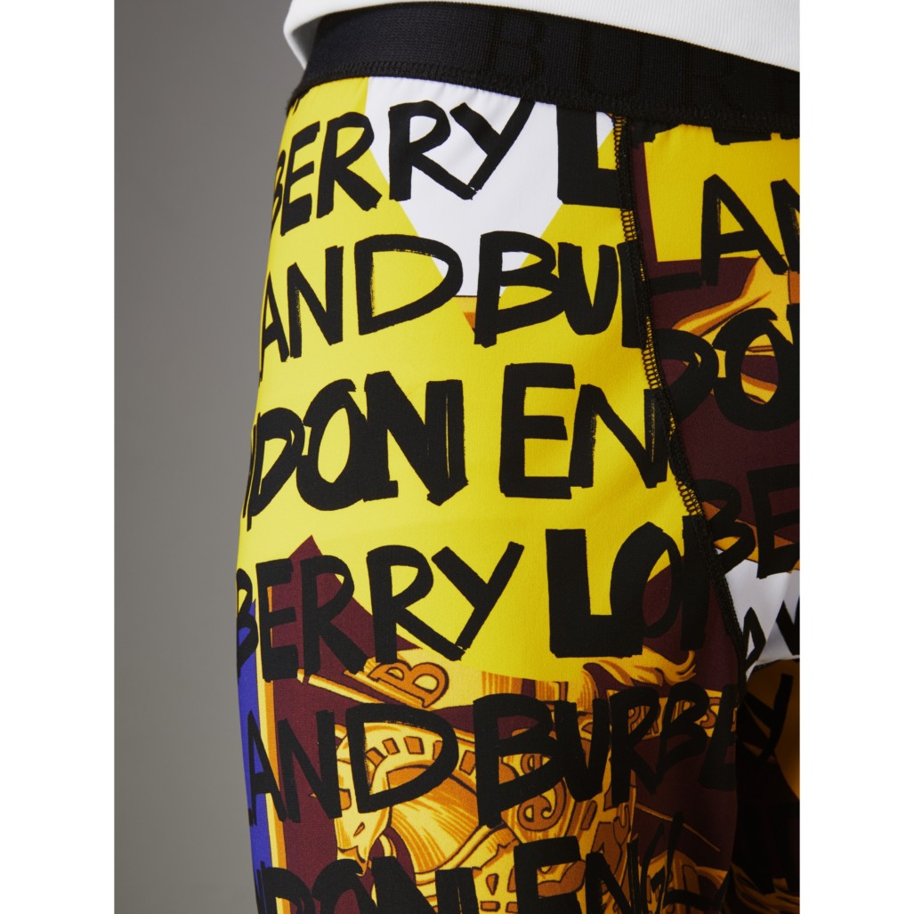 graffiti print leggings image11