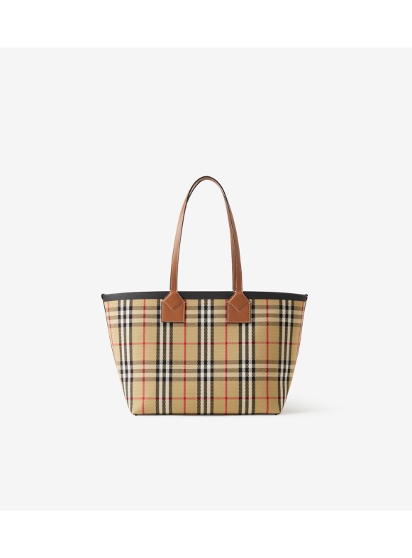 ウィメンズ デザイナーショルダーバッグ | Burberry® 公式サイト