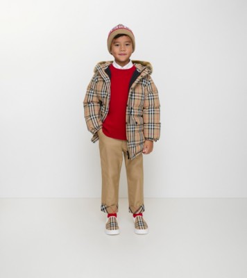 6A35B9E3-2D98-41BB-993B-