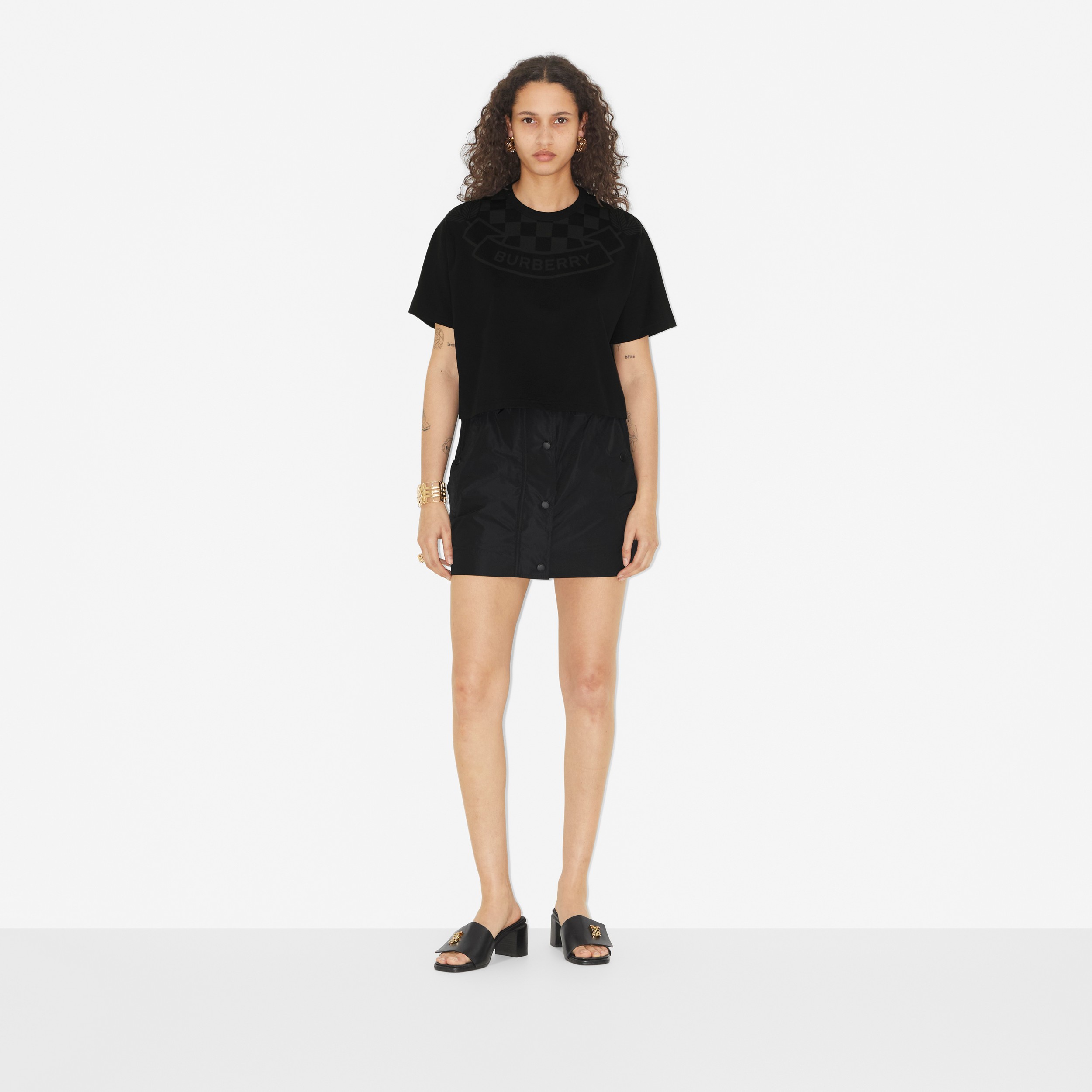 Chequered Crest Cotton Cropped T-shirt in Black - Women | Burberry® Official - 2