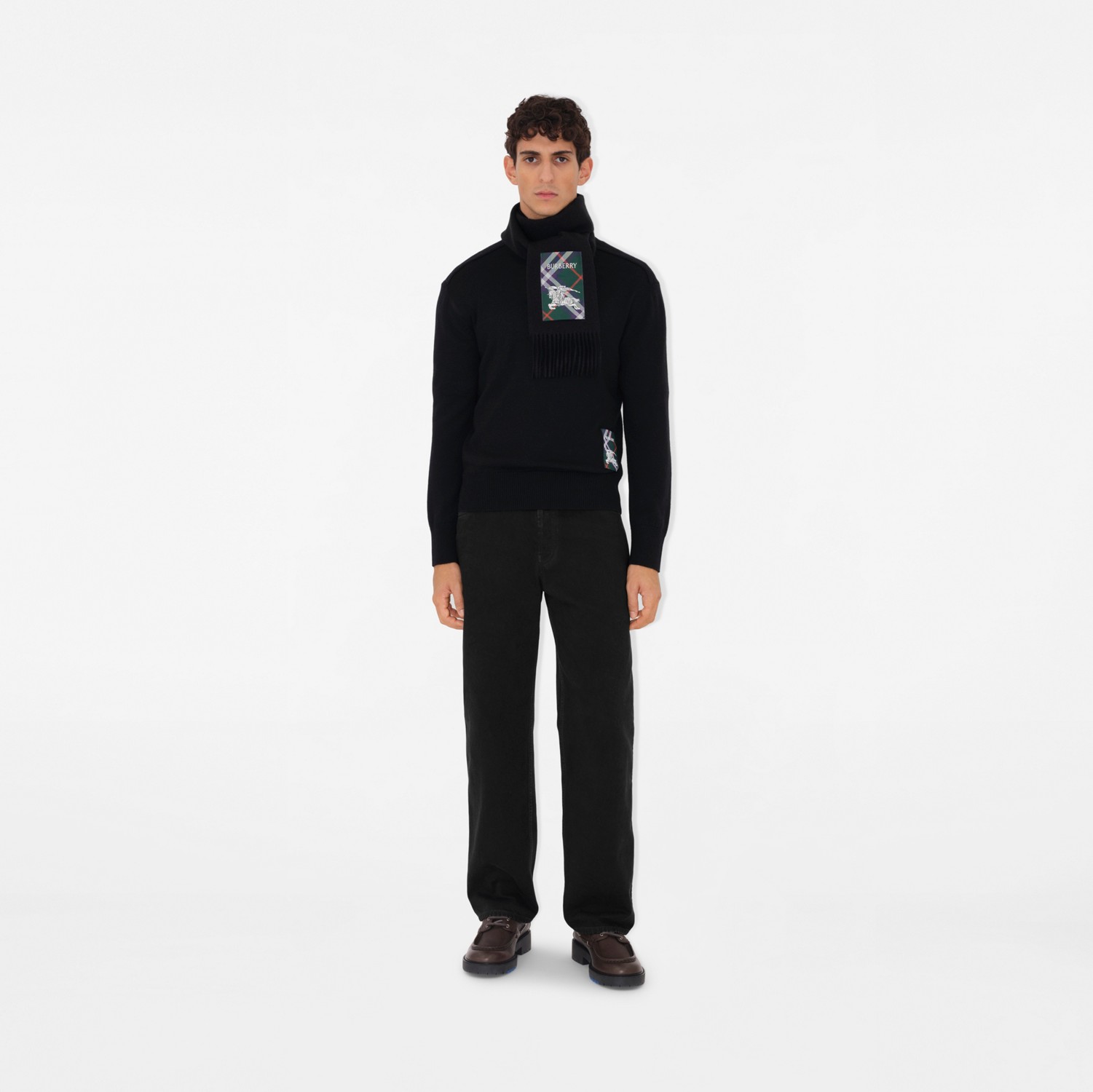 チェックラベル カシミアスカーフ (ブラック) | Burberry®公式サイト チェックラベル カシミアスカーフ (ブラック) | Burberry®公式サイト