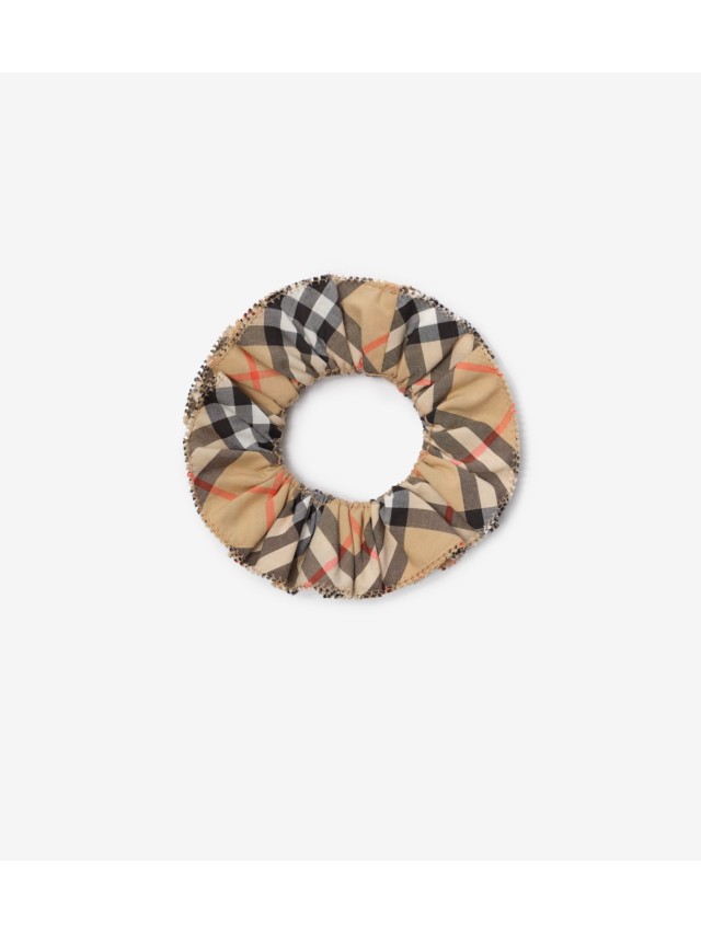 6BA9C3EA-414E-4375-BBAF-
