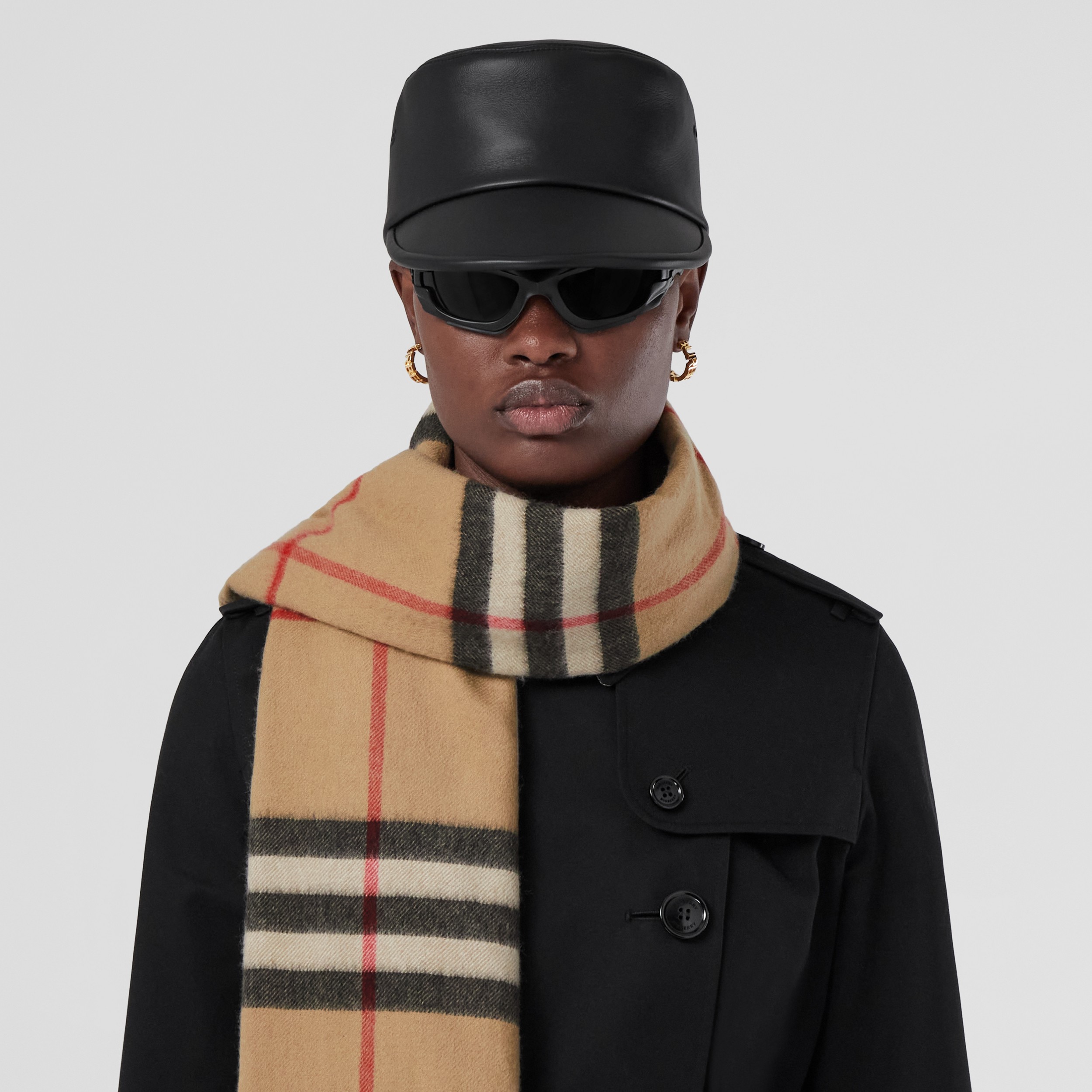Exaggerated Check Cashmere Scarf in Archive Beige | Burberry® Official - 3